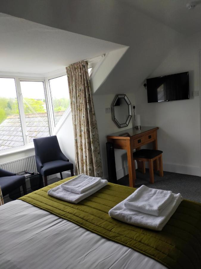 Bed & Breakfast The Groveside 4*